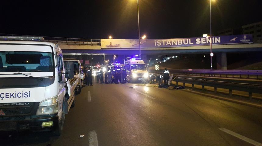 Şirinevler'de 5 ara&ccedil; birbirine girdi: 1 &ouml;l&uuml;, 3 yaralı&nbsp;