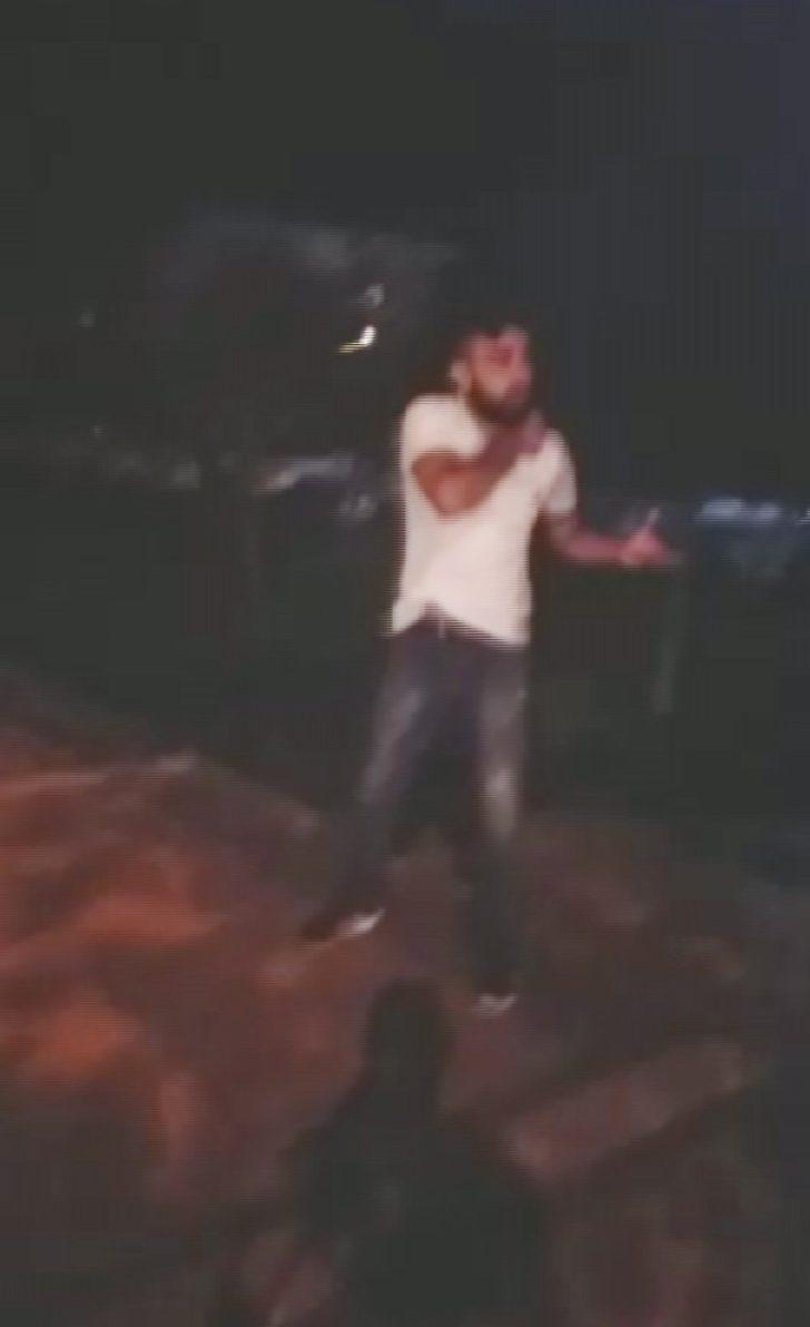 Aksaray'da dehşet! Önce polise yumruk attı, sonra kendini kesti G5