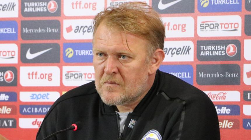 Robert Prosineck, Bosna Hersek Milli Takımı'nı bıraktı