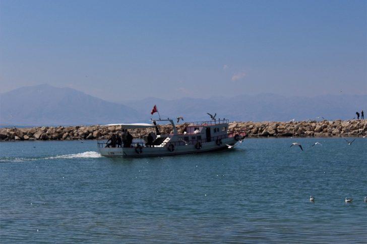 Van Gölü’nün inci kefali değer kazandı G1