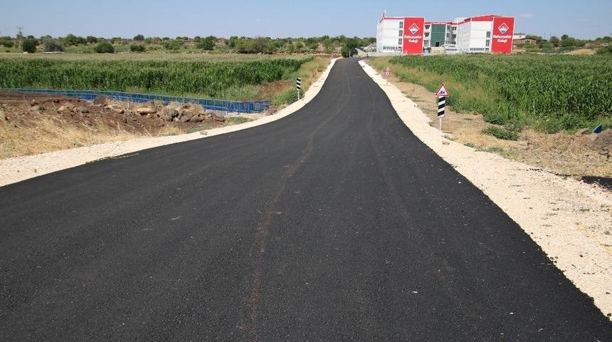 Siverek&rsquo;te yol yapım &ccedil;alışmaları s&uuml;r&uuml;yor