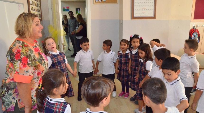 L&uuml;leburgaz&rsquo;da 6 bin 900 &ouml;ğrenci okula başladı