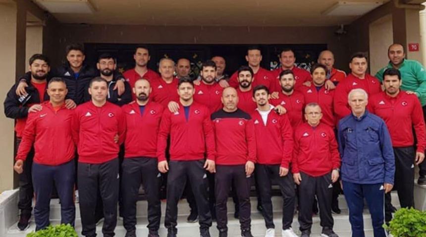 Grekoromen Güreş Milli Takımı, Kazakistan yolcusu