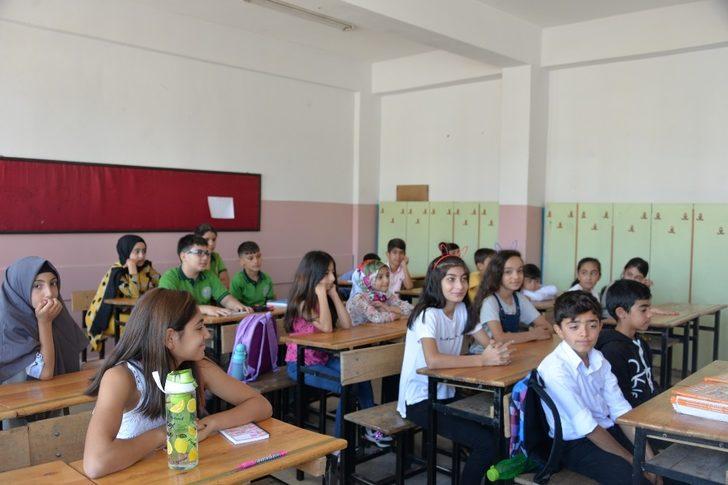 Bingöl’de 59 bin öğrenci ders başı yaptı G2