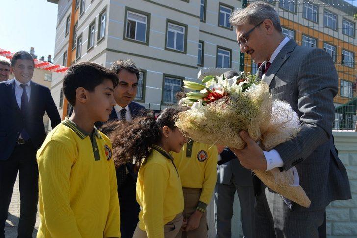 Bingöl’de 59 bin öğrenci ders başı yaptı G3