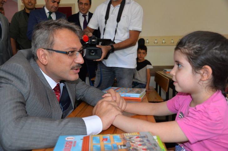 Bingöl’de 59 bin öğrenci ders başı yaptı G4