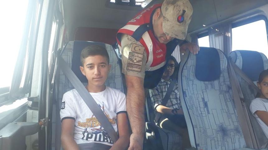 Karlıova’da öğrenci servisleri denetlendi