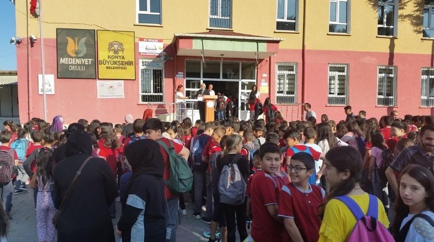 Kulu&rsquo;da 7 bin 822 &ouml;ğrenci ders başlı yaptı