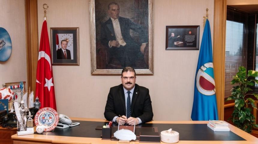 Rekt&ouml;r &Ccedil;omaklı&rsquo;nın İzmir&rsquo;in Kurtuluşunun 97. yılı mesajı