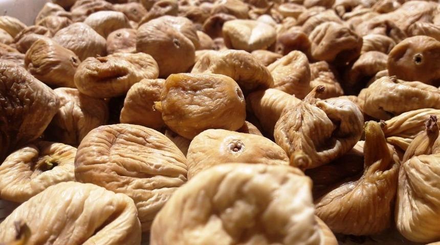 Kuru incir 23, siyah salamura zeytin 7.25&rsquo;den işlem g&ouml;rd&uuml;