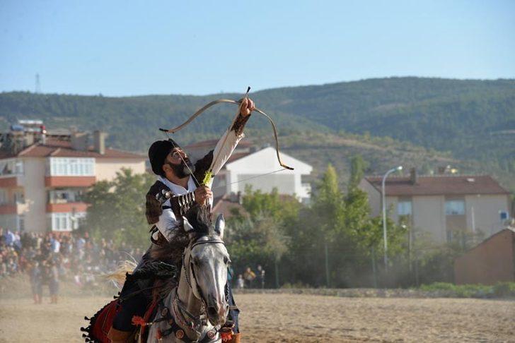 Cirit ve okçuluk müsabakalarına yoğun ilgi G2