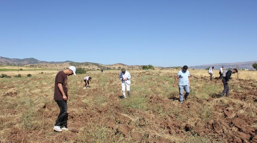 Bing&ouml;l&rsquo;de arkeolojik y&uuml;zey araştırması, Demir ve Orta &Ccedil;ağ&rsquo;a ait buluntular elde edildi