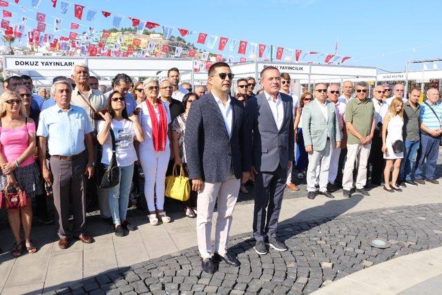 CHP’nin 96. kuruluş yıldönümü Kuşadası’nda da kutlandı