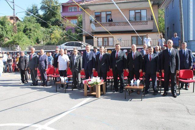 Zonguldak’ta ilk ders zili çaldı