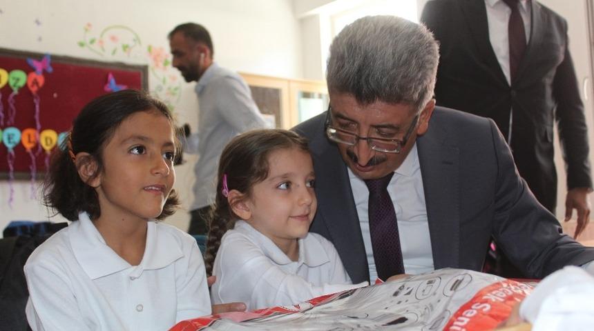 Van&rsquo;da ilk ders zili &ccedil;aldı