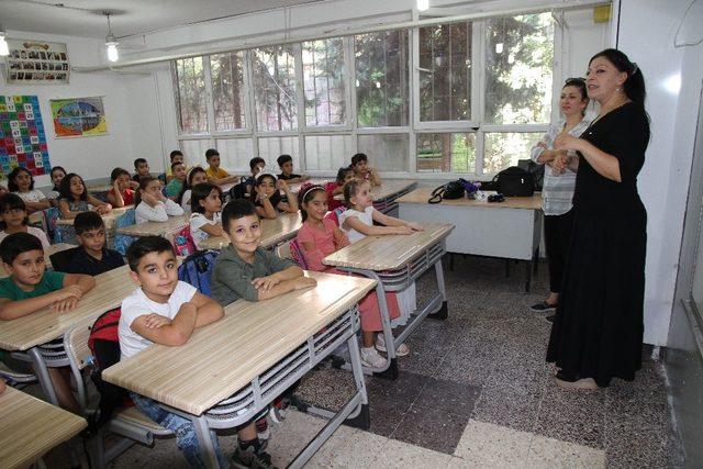 Kızıltepe’de 75 bin öğrenci ders başı yaptı