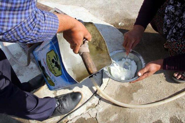 500 yıllık kuyulardaki kar suyu ile serinliyorlar G1