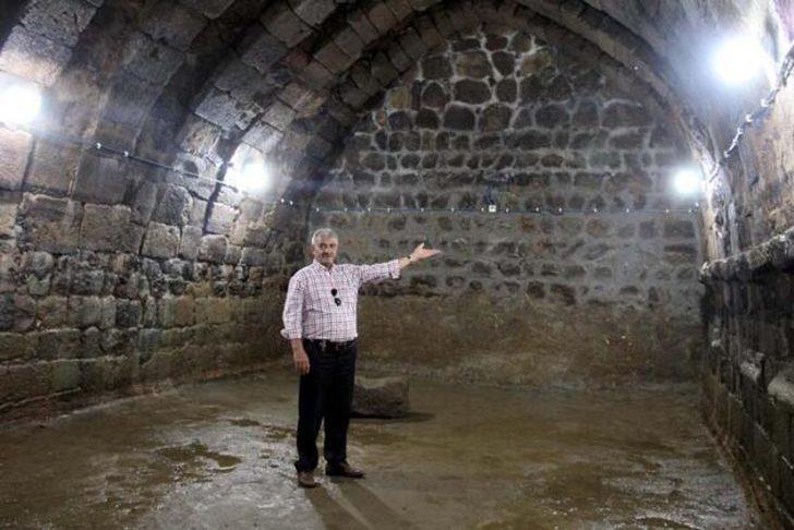 500 yıllık kuyulardaki kar suyu ile serinliyorlar G3