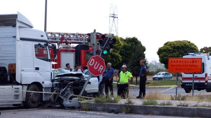 Son dakika! Hatay İl Emniyet Müdürü Kamil Karabörk ve ailesi kaza geçirdi G2