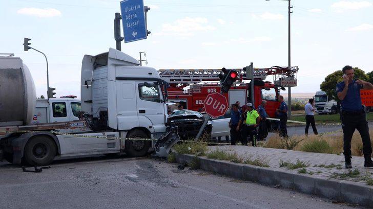 Son dakika! Hatay İl Emniyet Müdürü Kamil Karabörk ve ailesi kaza geçirdi G3