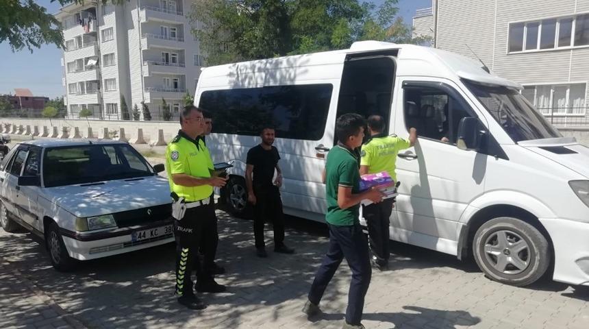 G&ouml;lbaşı&rsquo;nda okul servisleri denetlendi