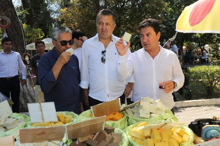 Köylü kadınların yemek sunumları profesyonellere taş çıkarttı G3