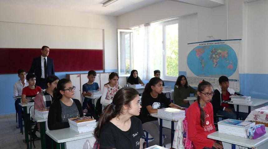 Safranbolu’da 10 bin öğrenci ders başı yaptı