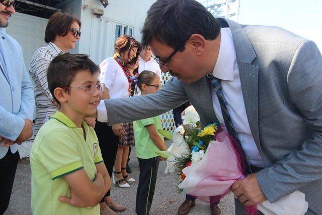Bursa’da okullarda ilk gün heyecanı