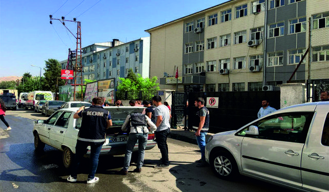 Şırnak'ta okul önlerinde uyuşturucu uygulaması