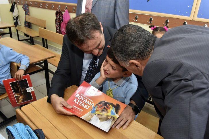 Gümüşhane'de dişi ağrıyan çocuğu ne Vali ne de Belediye Başkanı ikna edebildi G3