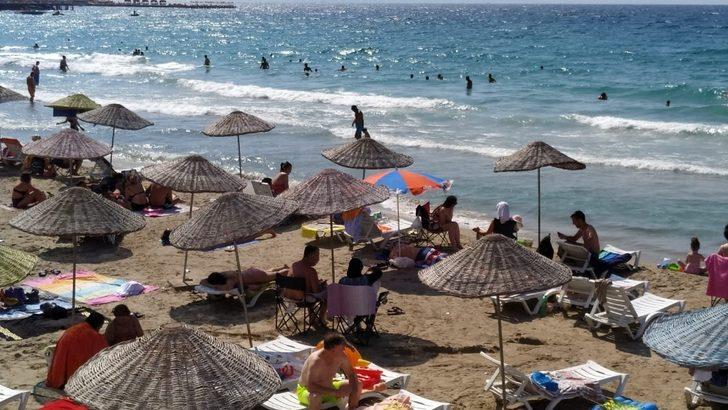 Okullar Açıldı, Plajlar Turistlere Kaldı G3