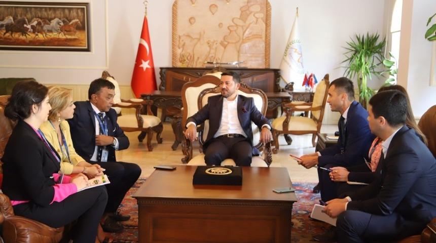 Özbekistan heyeti Nevşehir Belediyesini ziyaret etti
