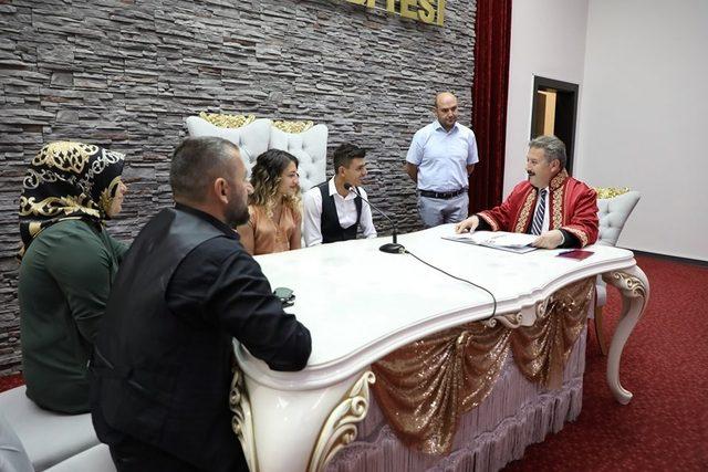 Melikgazi’de ’09.09.2019 günü Saat: 09.09’ da 45 nikah kıyıldı