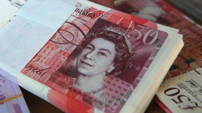 Brexit anlaşması sonrası sterlin beş ayın zirvesinde