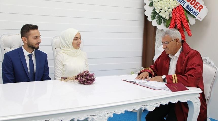 Başkan G&uuml;der, &ccedil;iftlerin &ouml;zel g&uuml;nlerine ortak oldu