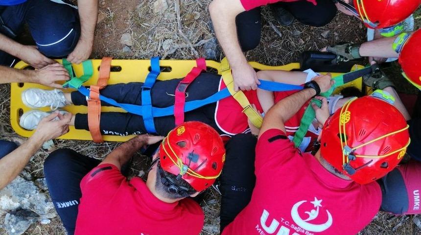 AD&Uuml; &ouml;ğrencileri acil durumlara hazır