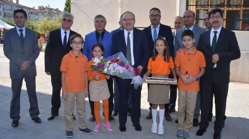 Afyonkarahisar&rsquo;da yeni eğitim yılı başladı