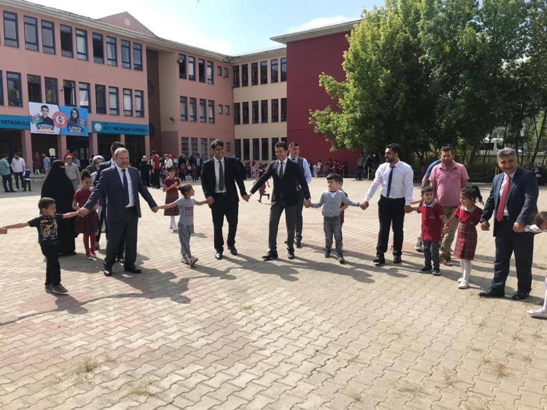 Muş&rsquo;ta 711 okulda 115 bin 631 &ouml;ğrenci ders başı yaptı