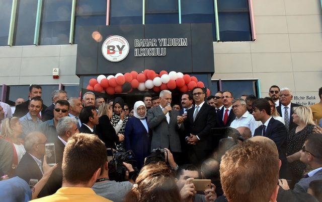 Binali Yıldırım, İzmir'de ilkokulun açılışını yaptı (2)