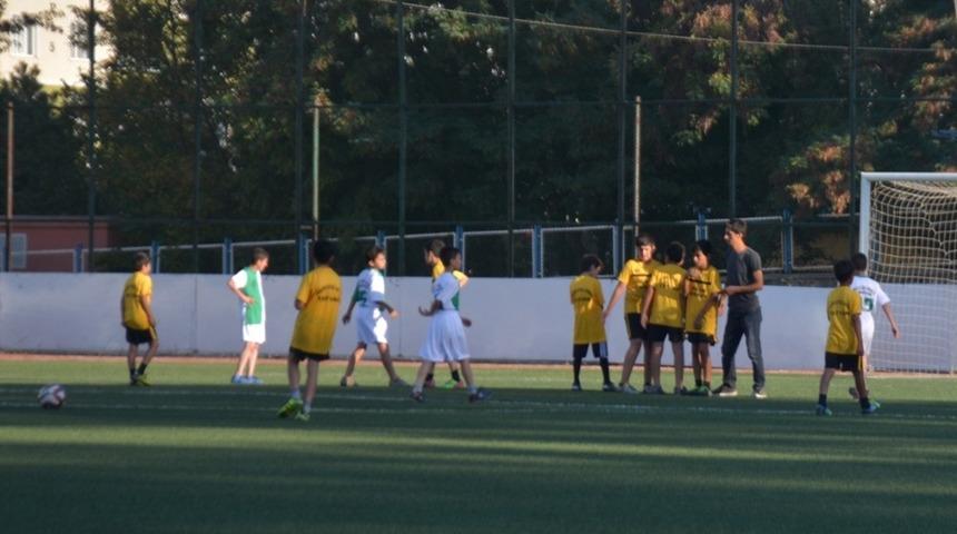 Tatvan&rsquo;daki &ccedil;ocuklar spora kazandırılıyor