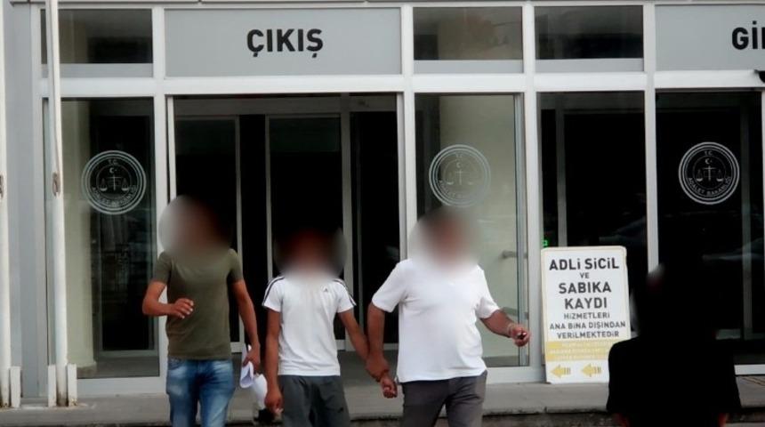 Kuşadası&rsquo;nda 4 evi soyan hırsızlık ş&uuml;phelisi tutuklandı