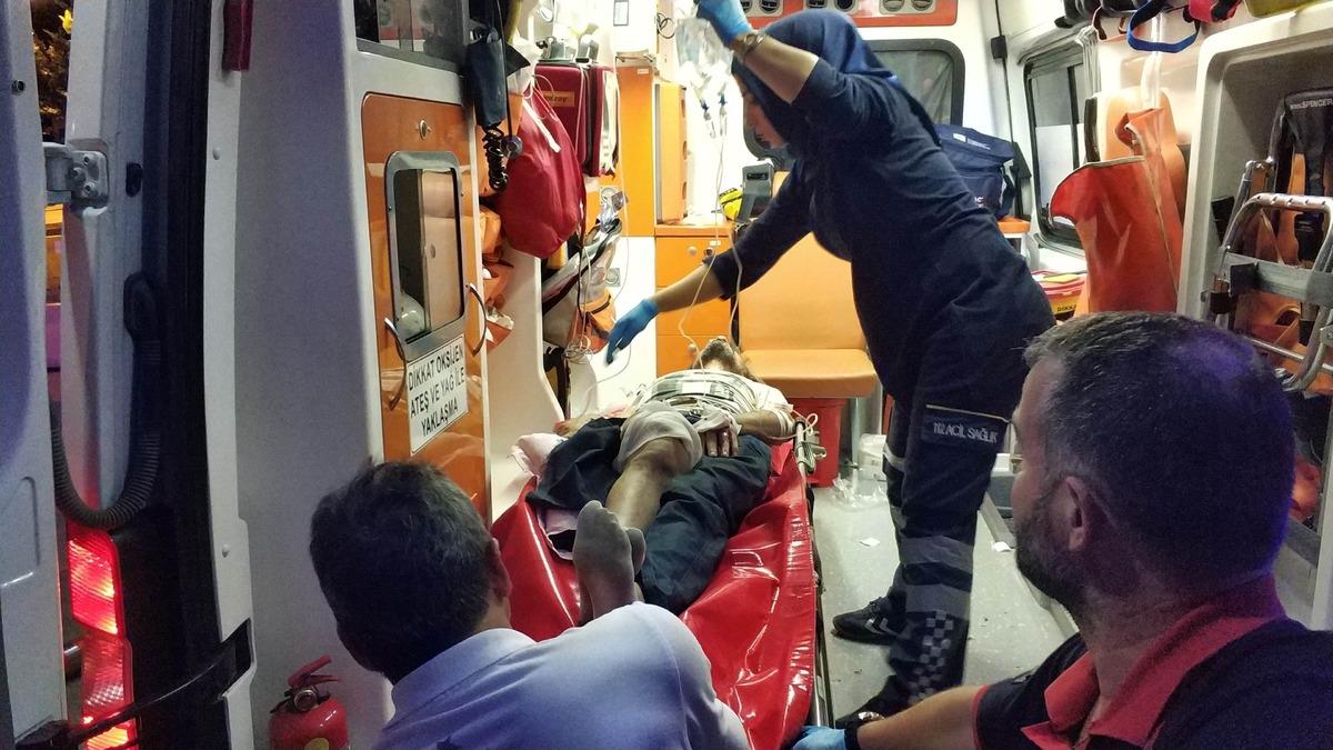 Aile katliamını polis &ouml;nledi! &Ccedil;ocuğunun başına silah dayadı, vurularak etkisiz hale getirildi!