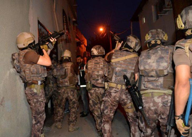 Adana'da 500 polisle uyuşturucu satıcılarına operasyon!  G2