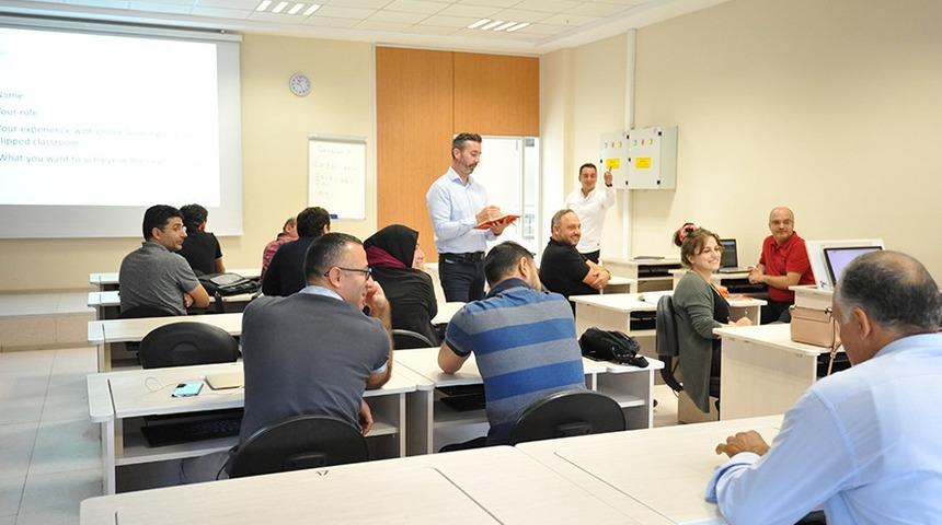 ET&Uuml;&rsquo;de dijital d&ouml;n&uuml;ş&uuml;m başladı