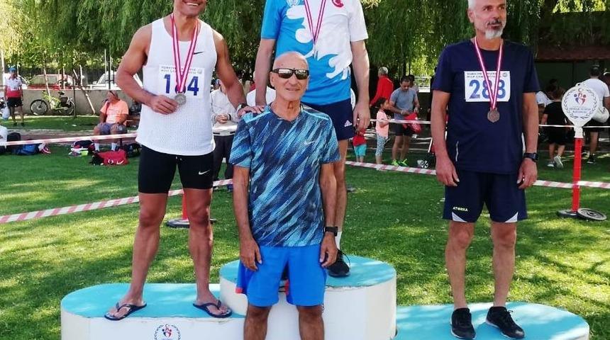 Aydınlı master Serkan Şengil, 2019&rsquo;u 1 rekor ve 9 madalyayla tamamladı