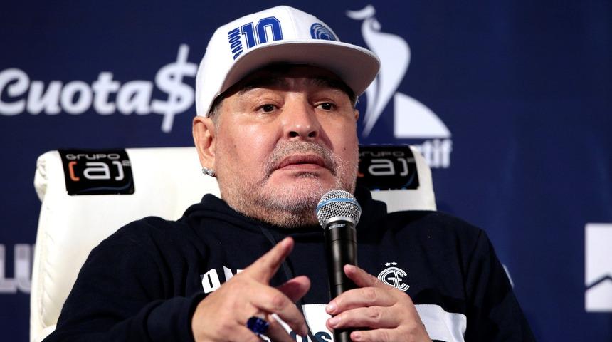 Arjantin'de Maradona &ccedil;ılgınlığı