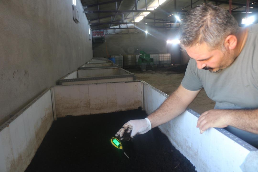  İnsanların kendisiyle dalga ge&ccedil;tiği işte talebe yetişemiyor