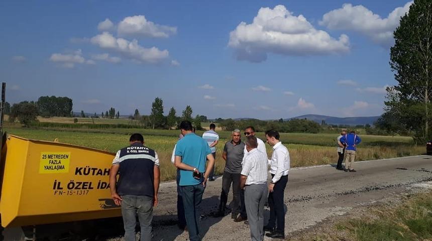 &Ccedil;avdarhisar&rsquo;da k&ouml;y ve arazi yolu yapım &ccedil;alışmaları