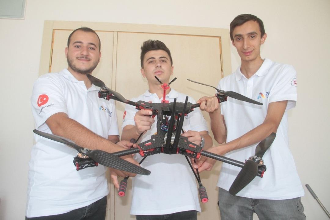 ASTAV Savaşan İHA Takımı, kendi yazılımlarıyla Teknofest&rsquo;te şampiyonluk i&ccedil;in yarışacak