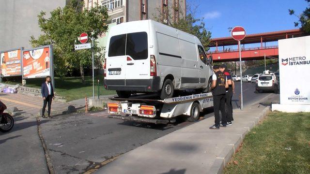 Esenler ve Ümraniye'de okul önlerinde denetim